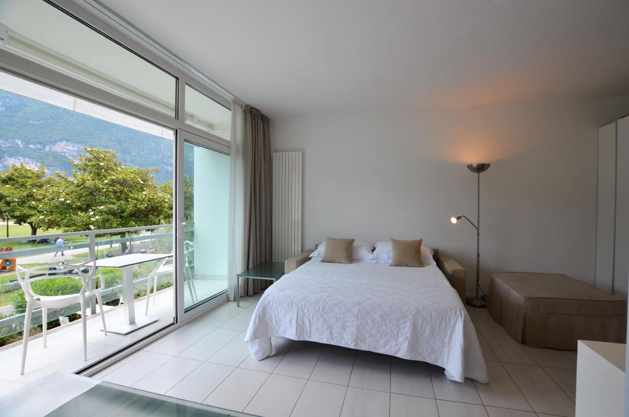 Club Nautico - Phoenix Studio Lake View Riva del Garda Exterior photo