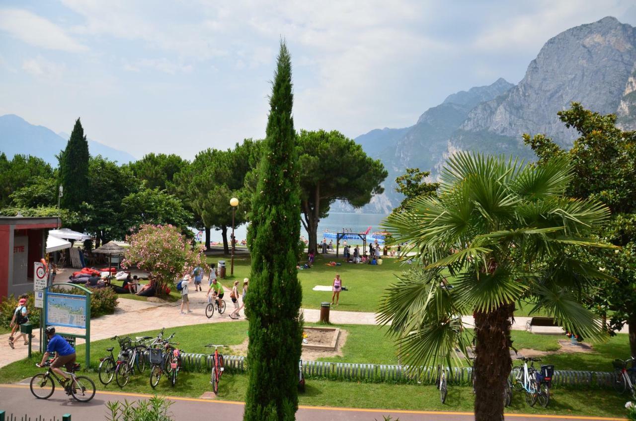 Club Nautico - Phoenix Studio Lake View Riva del Garda Exterior photo
